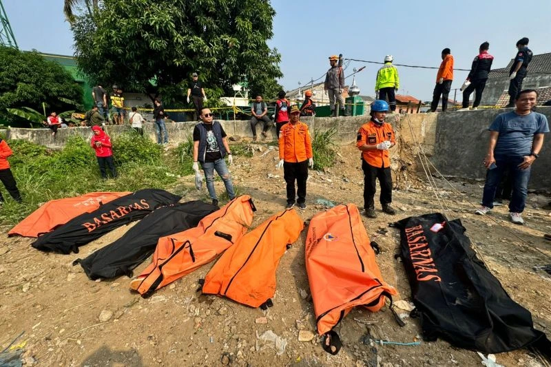 Tujuh Mayat Ditemukan di Kali Bekasi