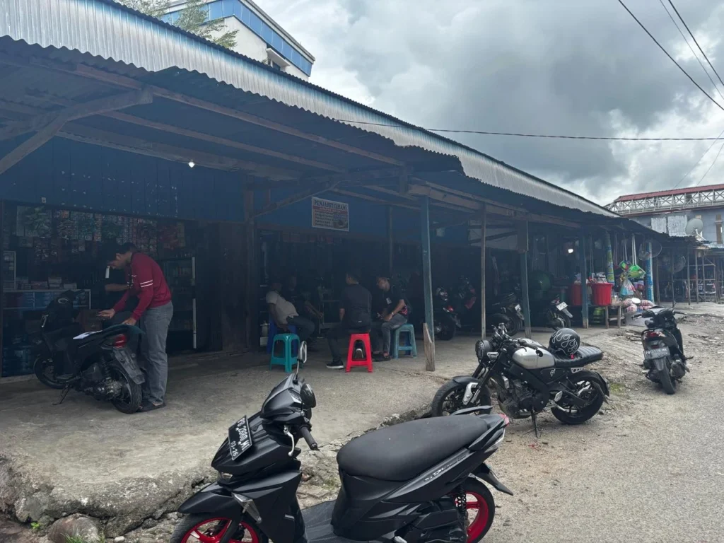 Sejumlah Pemilik Lapak di Pasar Sanggeng Masih Bertahan, Belum Terima Ganti Untung