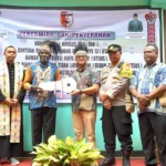 Pj Bupati Mappi Dr. Michael Gomar Resmikan 364 Unit Rumah Layak Huni untuk ASN dan Masyarakat