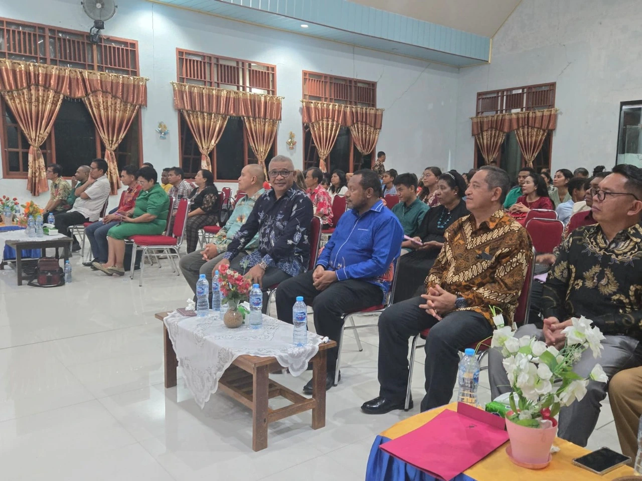 Natal API Kabupaten Sorong 2025 Teguhkan Persatuan Gereja dan Kerukunan Umat Beragama