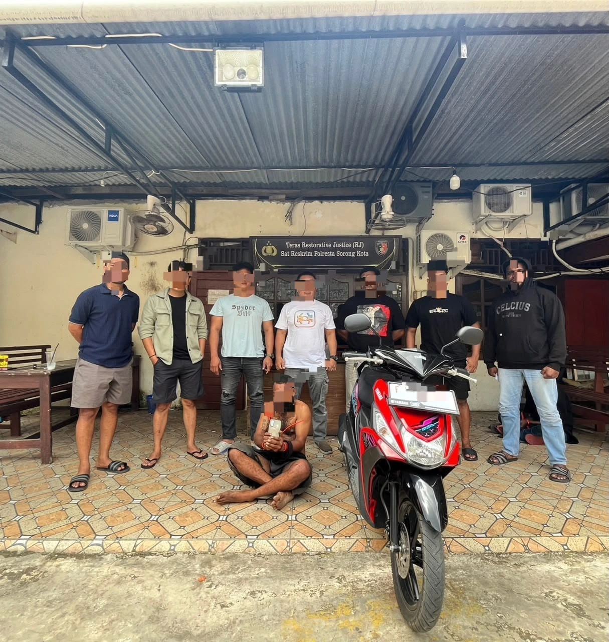 Kabur Sambil Panjat Pagar, Pelaku Curas Tetap Tak Lolos dari Kejaran Polisi
